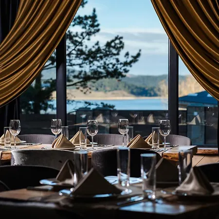 Brentas Hotel Tsigov Chark