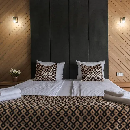 Brentas Hotell Tsigov Chark